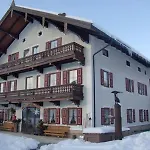 Bauernhof Hutzenauerhof Ruhpolding
