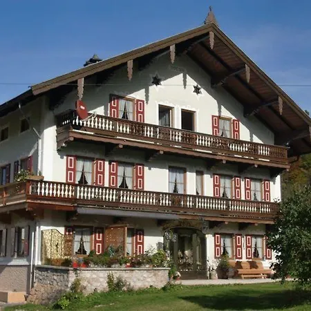 Hutzenauerhof Bauernhof Ruhpolding